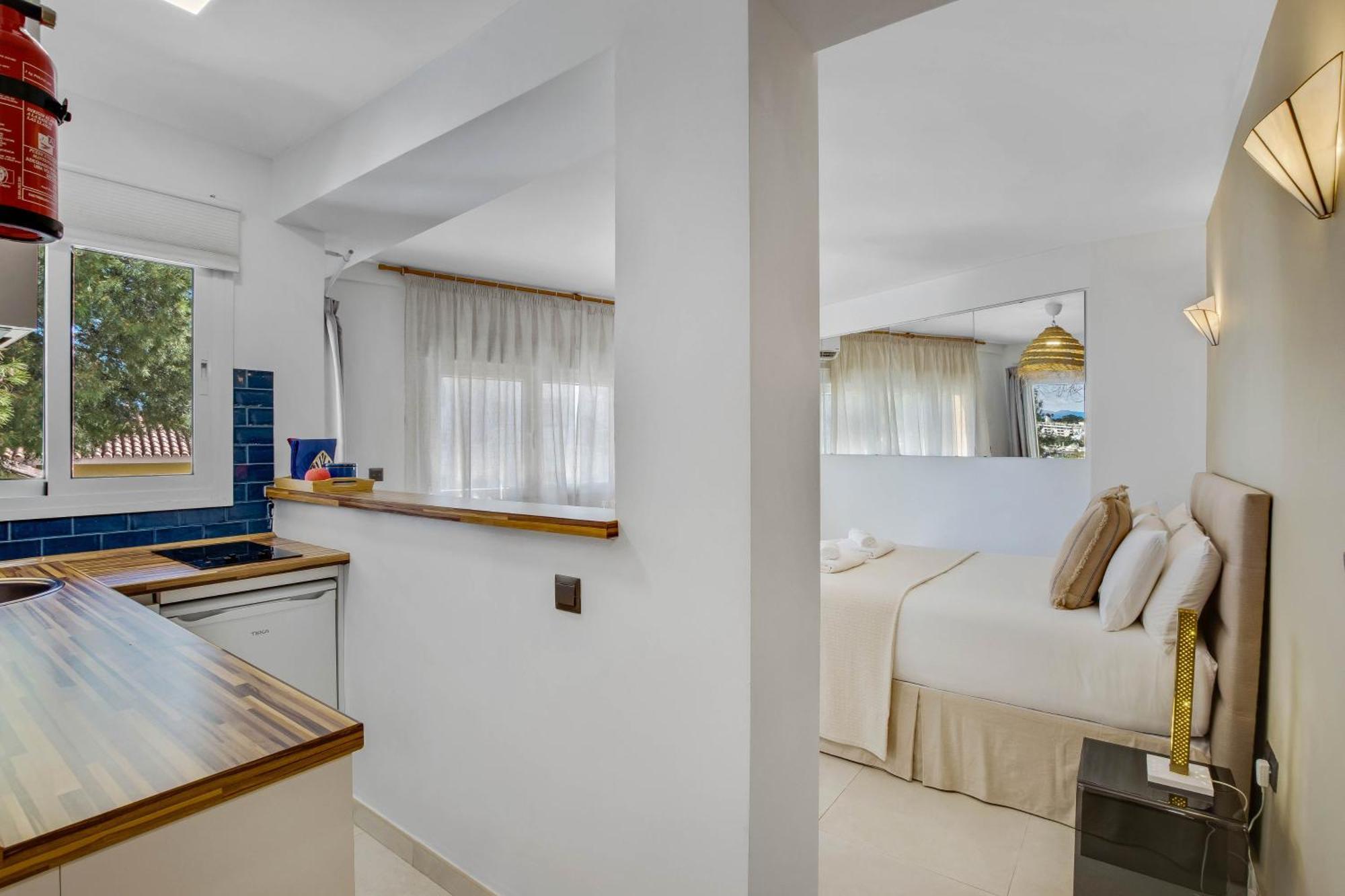 Shiny Studio With Pool & Carihuela Beach At 500M Torremolinos Esterno foto