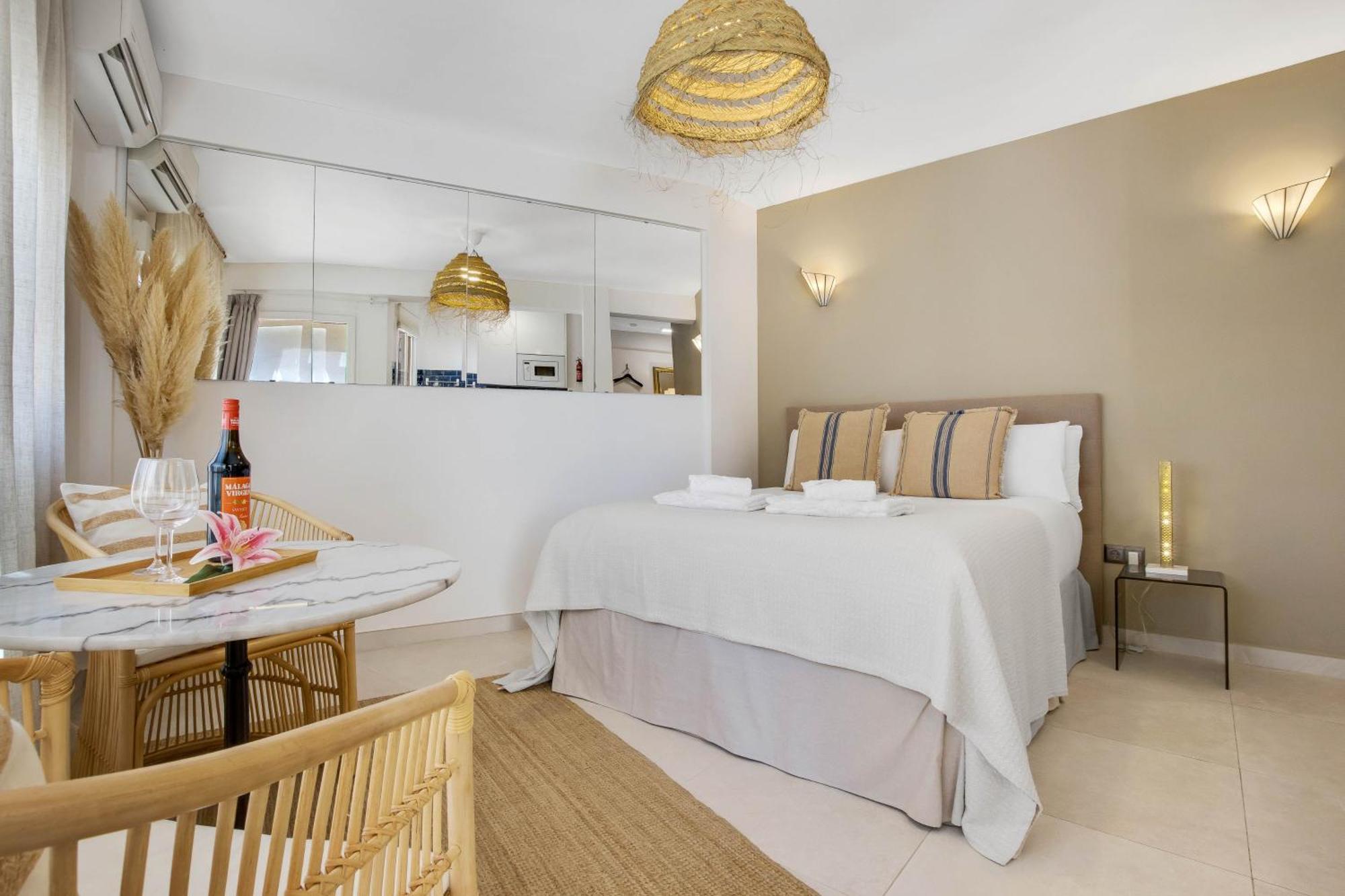 Shiny Studio With Pool & Carihuela Beach At 500M Torremolinos Esterno foto